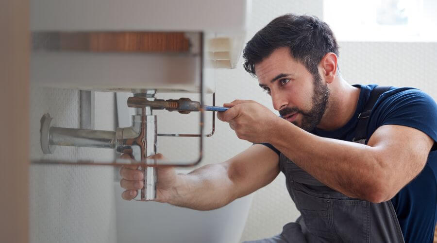 Sink pipe leak repair in McNeil, AR